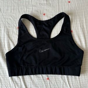 nike sports bra